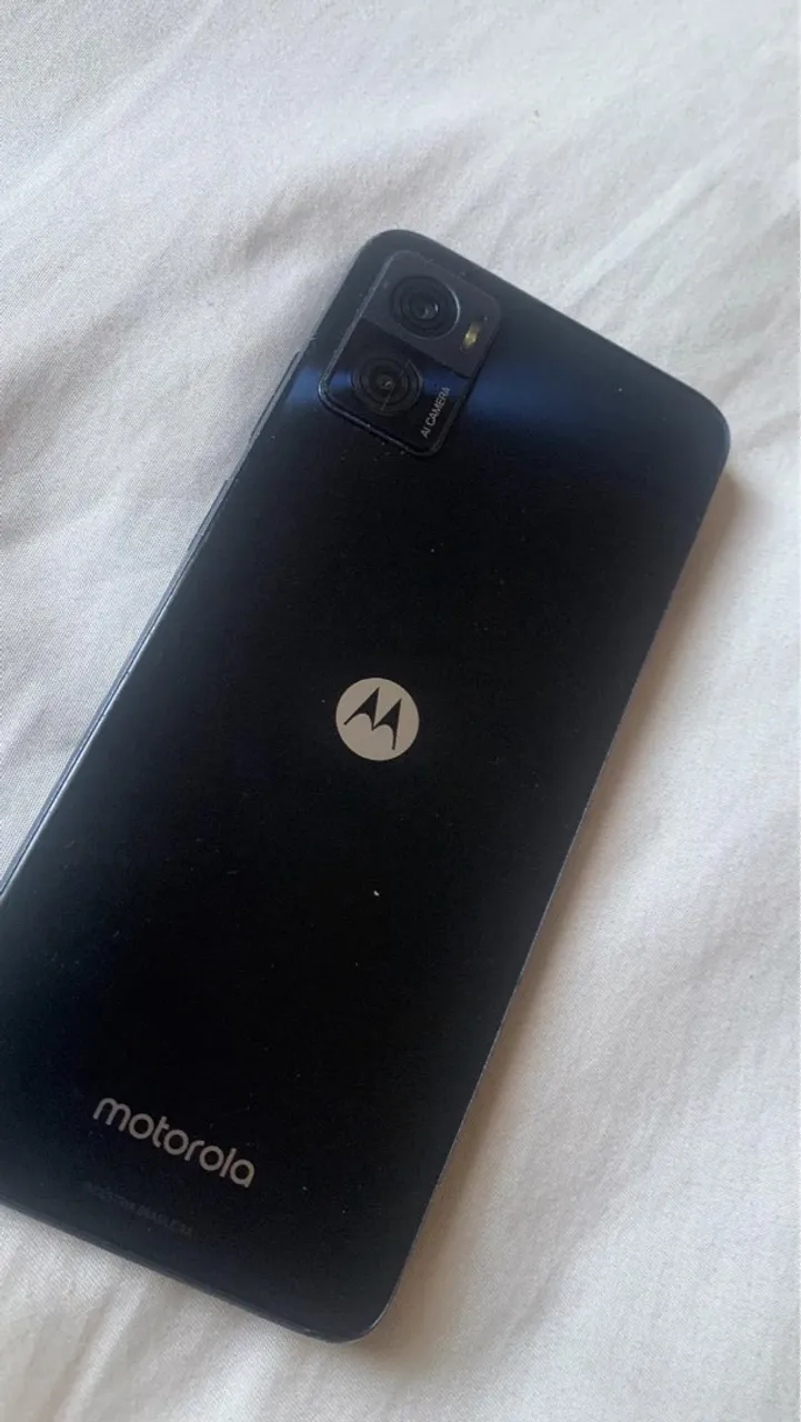 MOTOROLA E22