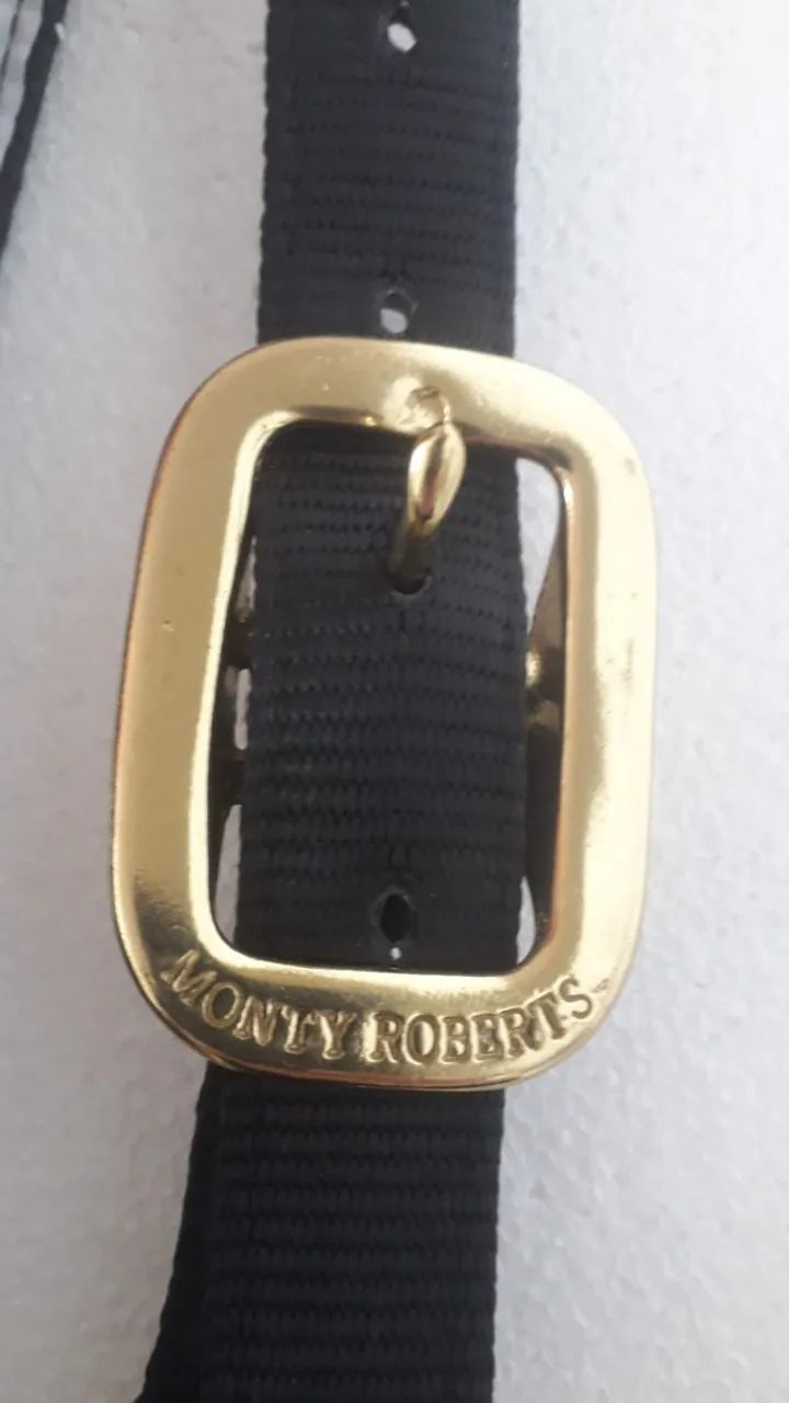 Colar de pescoço para cavalos marca americana Monty Roberts novo  - Foto 3