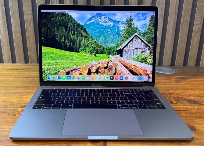 MacBook PRO A1708 Retina I5 2.3ghz Mem 8gb Ssd 256gb