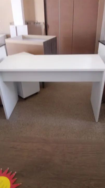 Mesa de Escritório em Madeira em super promoção - Foto 5