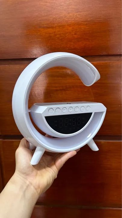 Luminária LED RGB G com Bluetooth e Carregador Wireless - Foto 6