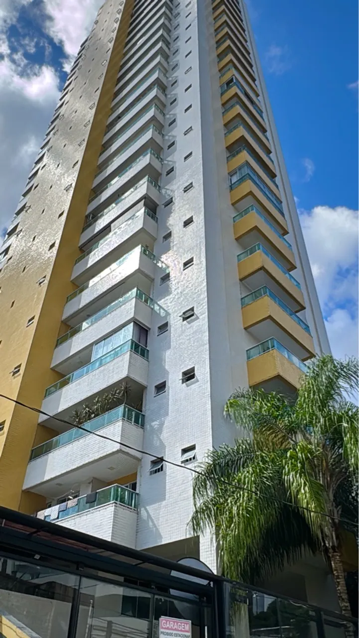 Lindo apartamento com modulados novos no Ed. Rio de Janeiro