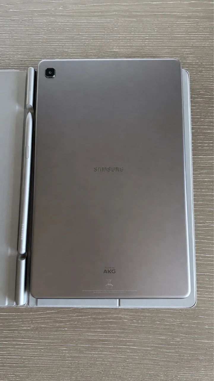 Vendo tablet Samsung S6 Lite com Pen 