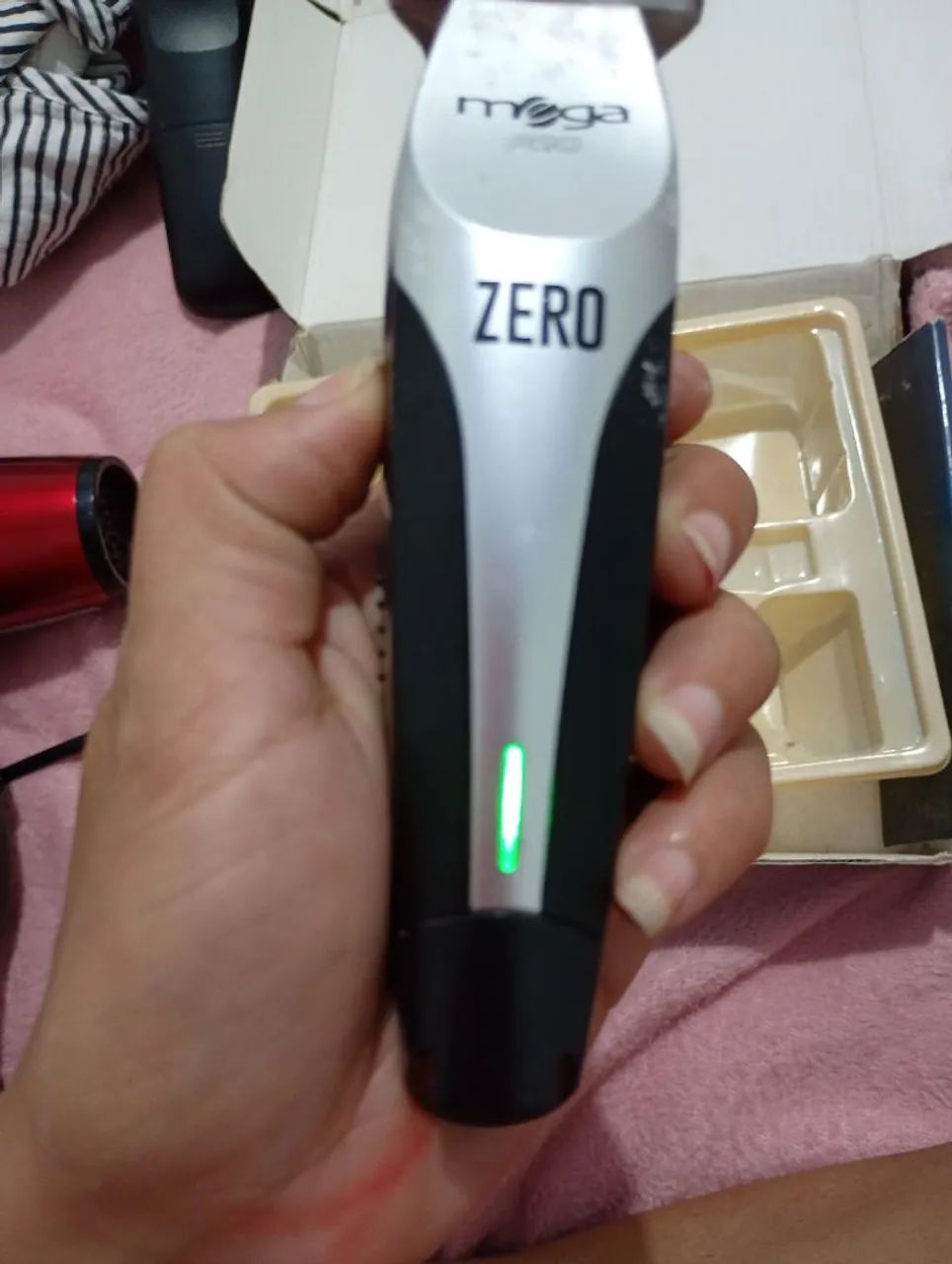 Todos os adereços ( só não achei pra tirar foto) carregador. Máquina perfeita  - Foto 2