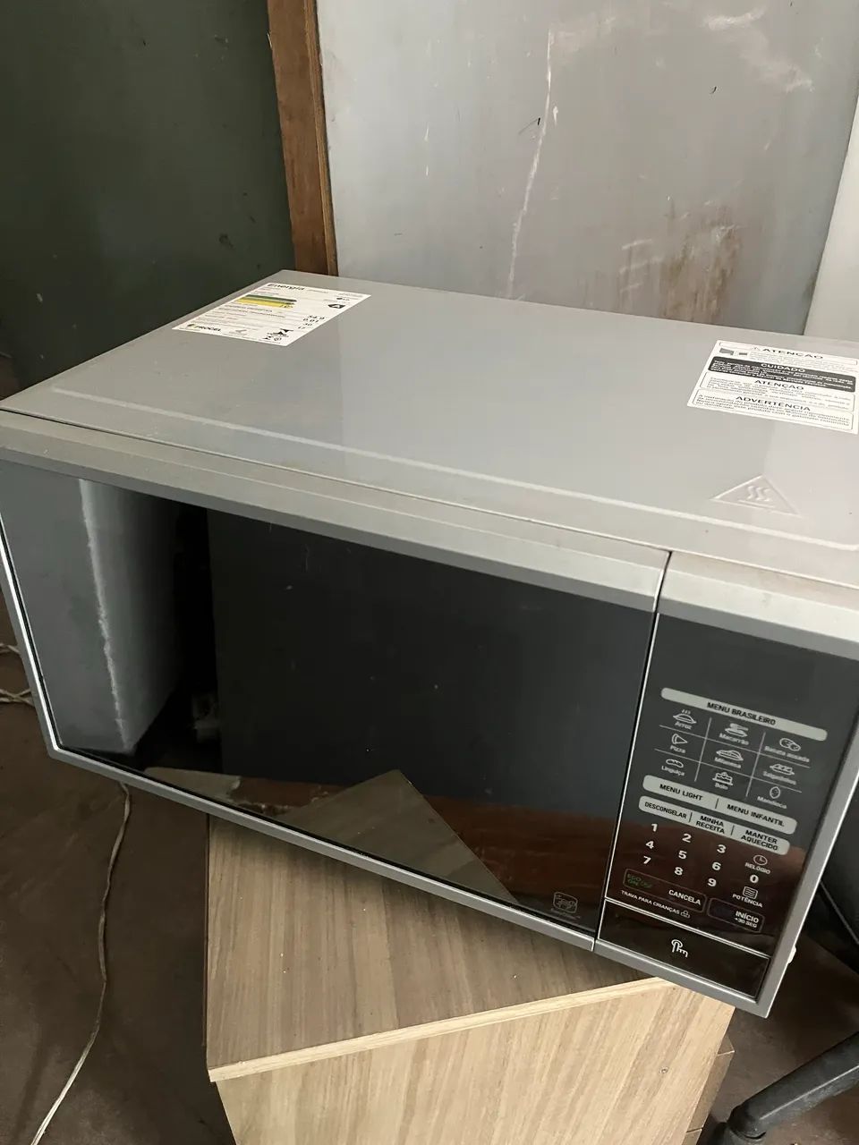 Microondas espelhado 