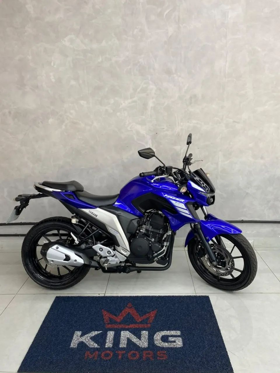 FZ25