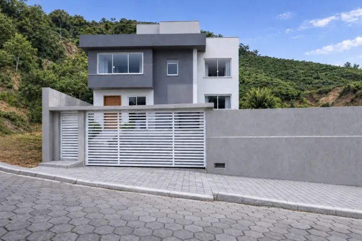 Vendo casa 3 quartos em Venda Nova do Imigrante
