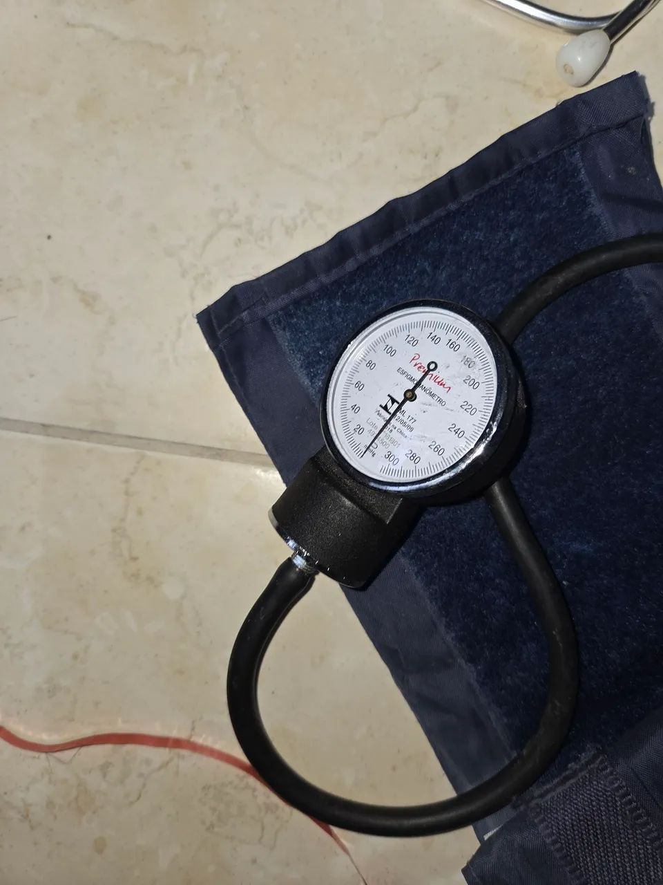 Aparelho de Pressão Aneroide Premium Com Braçadeira - Foto 5