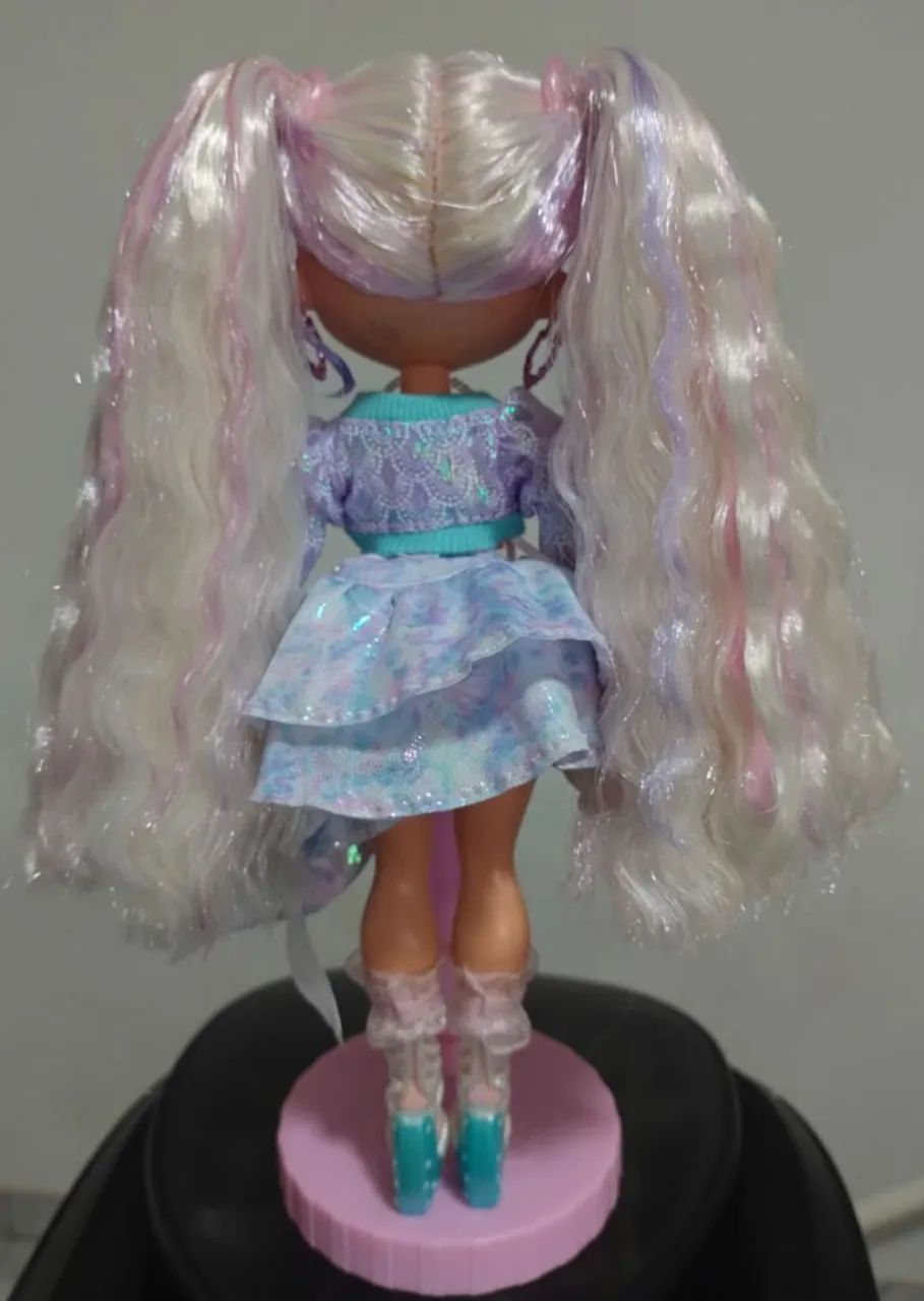 Boneca Lol Omg Pearla completa. Leia a descrição  - Foto 4