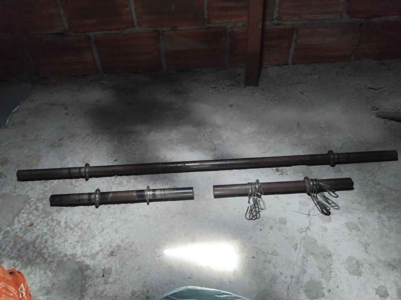 Kit Anilhas, Barras e Banco (Musculação) - Foto 3