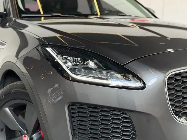 Jaguar E-Pace 2.0 AWD 249cv Aut. 2018 - Foto 5