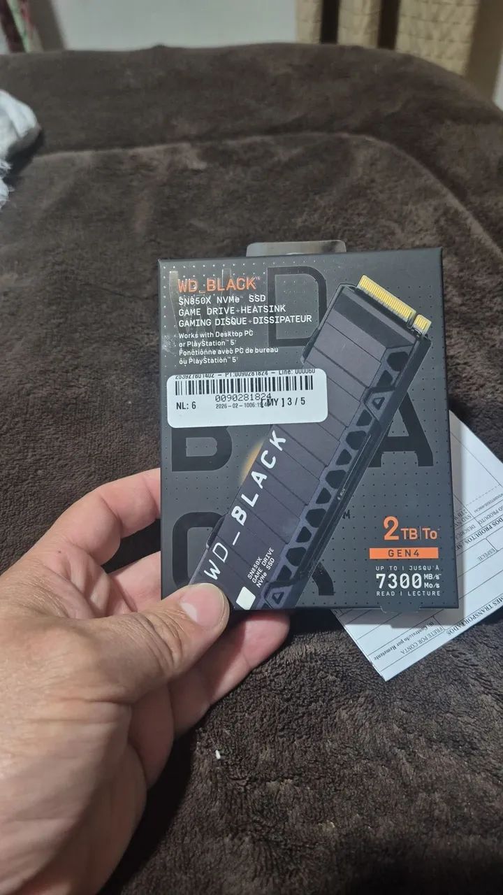 SSD WD BLACK M2 2 TERA  - Foto 2