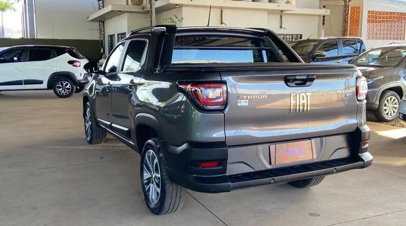 Fiat Strada Volcano 1.3 Flex 8V CD Aut. 2024 - Foto 4