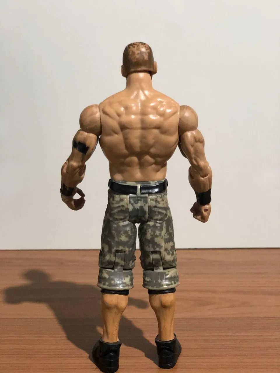 wwe john cena training camouflage 7 wrestling action figure mattel 2011- edição limitada  - Foto 2
