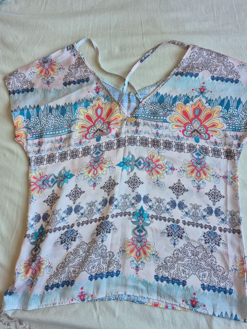 Blusa feminina estampada tamanho M. - Foto 2