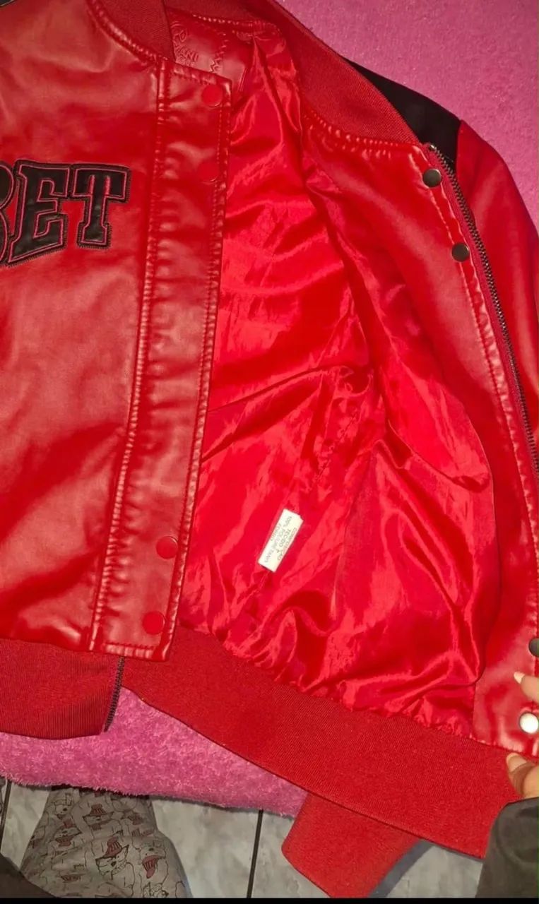 Jaqueta bomber vermelho estilo College