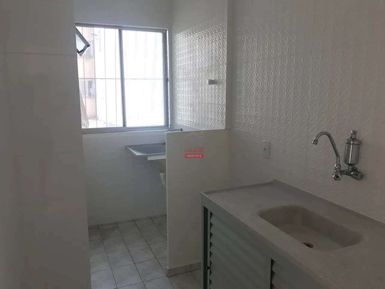 Apartamento 02 Dorm. em Morada de Laranjeiras - Serra - Foto 3