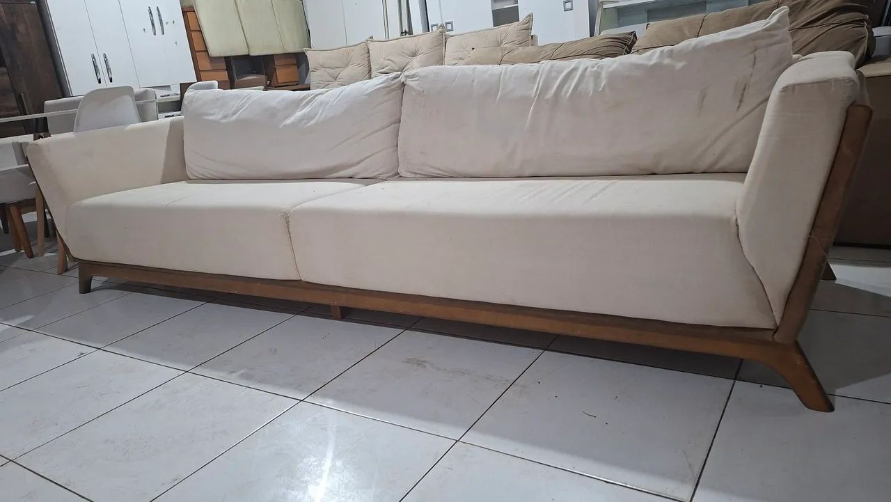 Sofa 2 almofadas soltas 