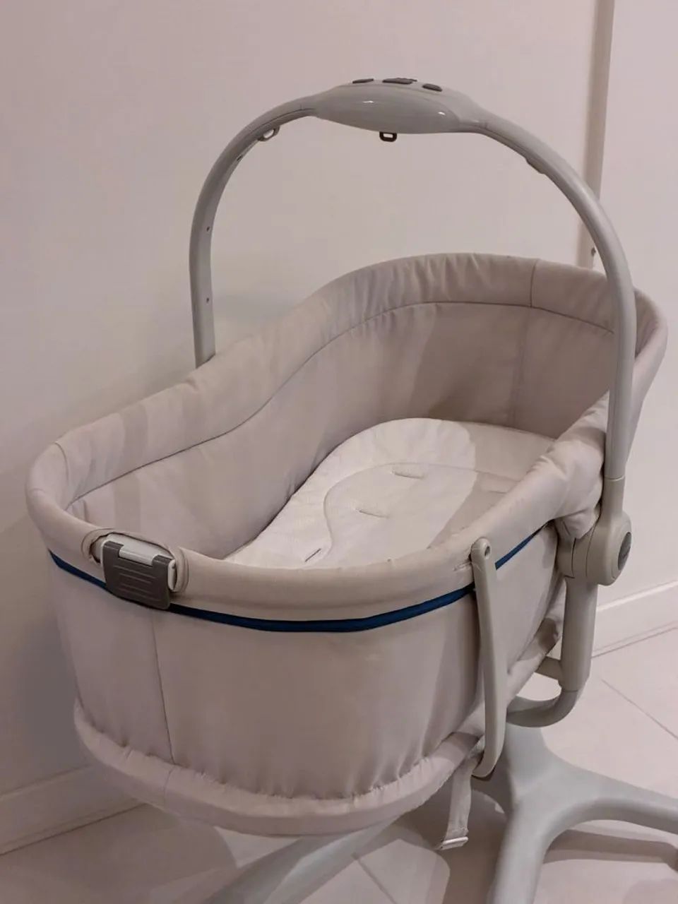 BERÇO CHICCO BABY HUG 4 EM 1 CINZA E AZUL - Foto 3