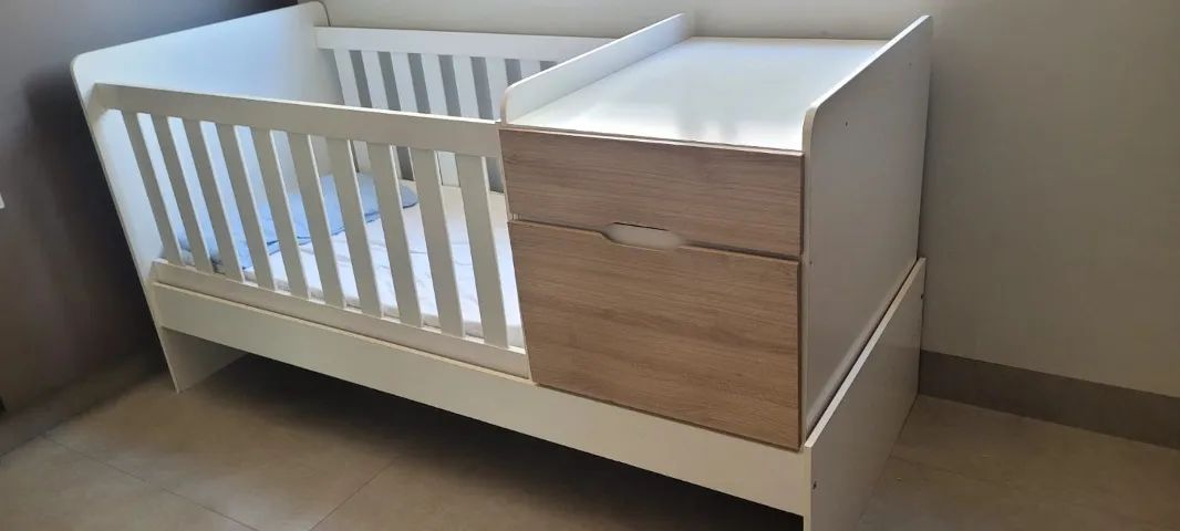 Berço com cômoda e cama acessória - Foto 2
