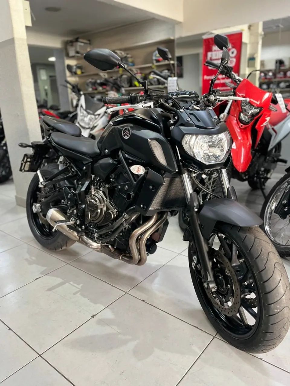 YAMAHA MT-07 ABS! 2024/2025 - Foto 2