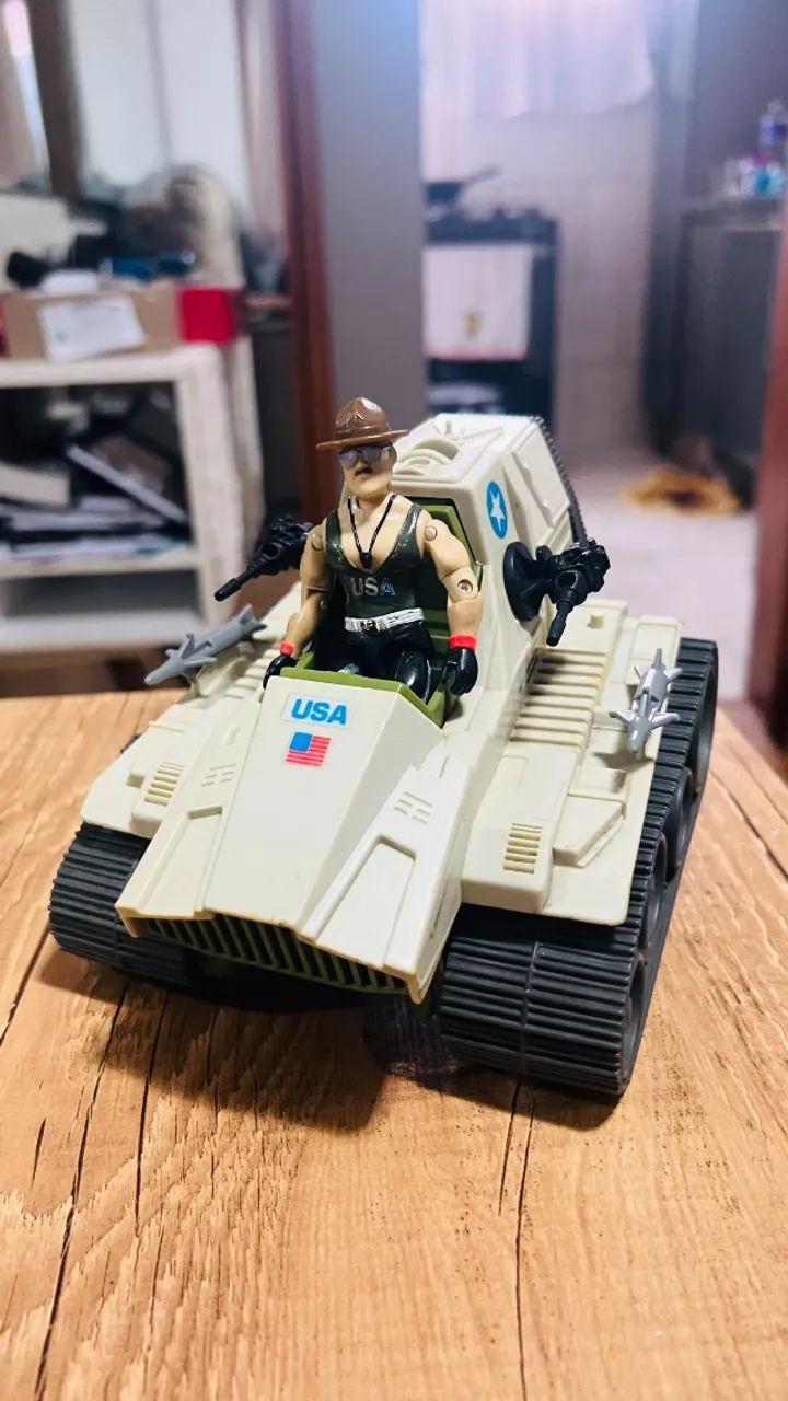 ゆう ① 7/27 Triple T comandos em ação Gi Joe ( boneco não incluso