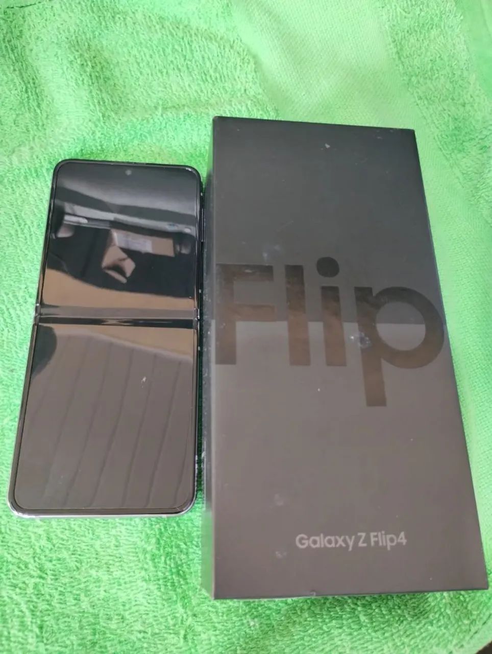 Celular Galaxy Z flip - Foto 2