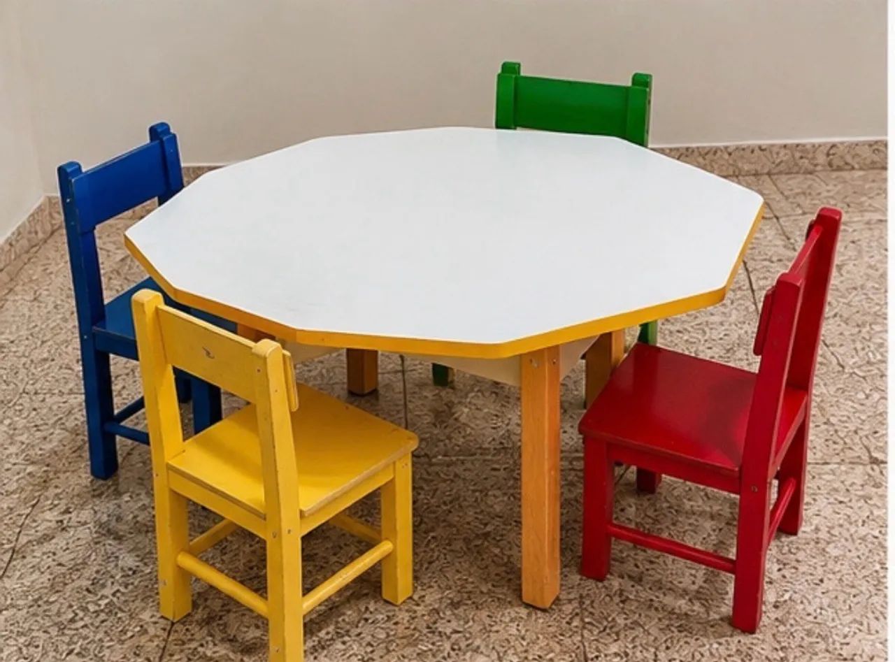 Mesa com cadeiras 