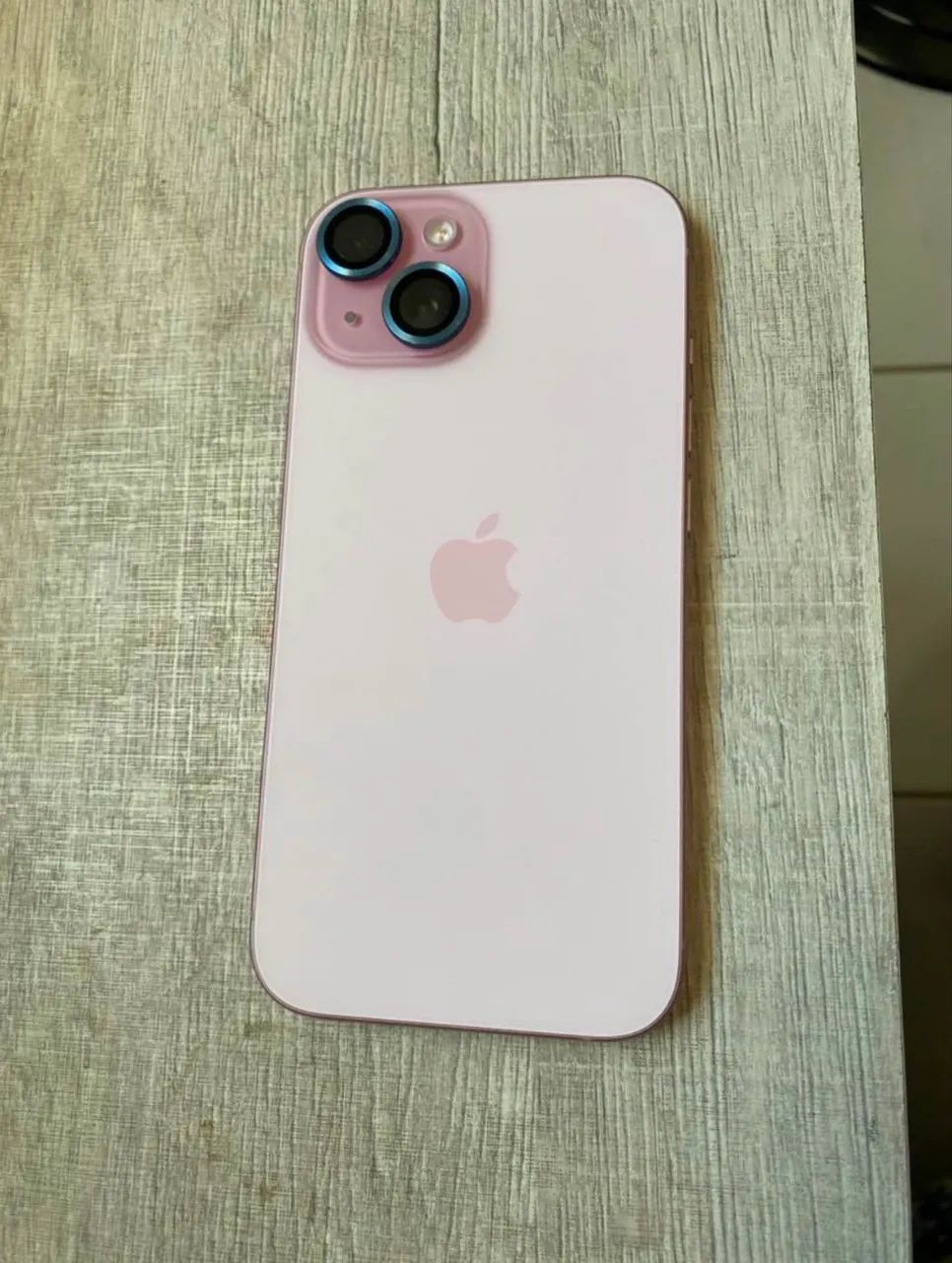 iPhone 15