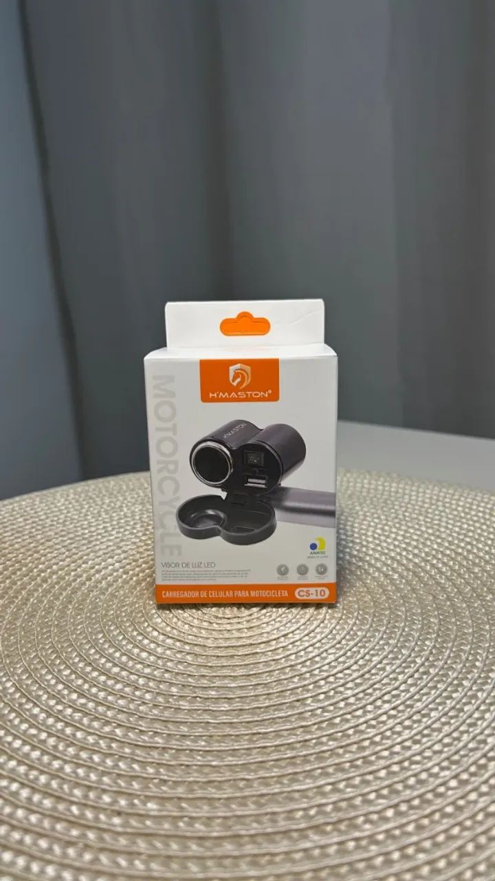 Tomada USB para moto