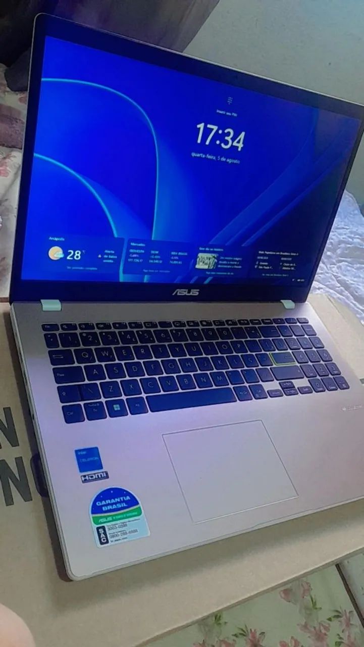 Vendo notebook ASUS 