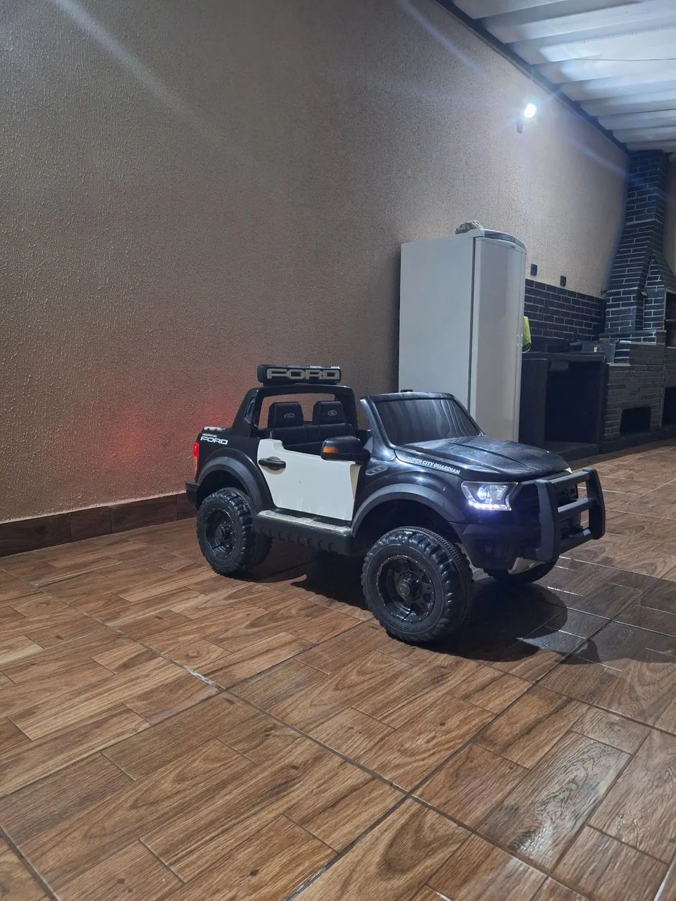 Carro elétrico de brinquedo - Foto 2