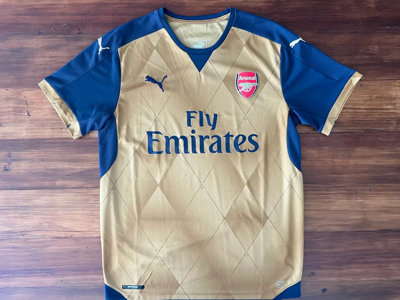 Camisa Arsenal 2015/2016 original - Foto 2