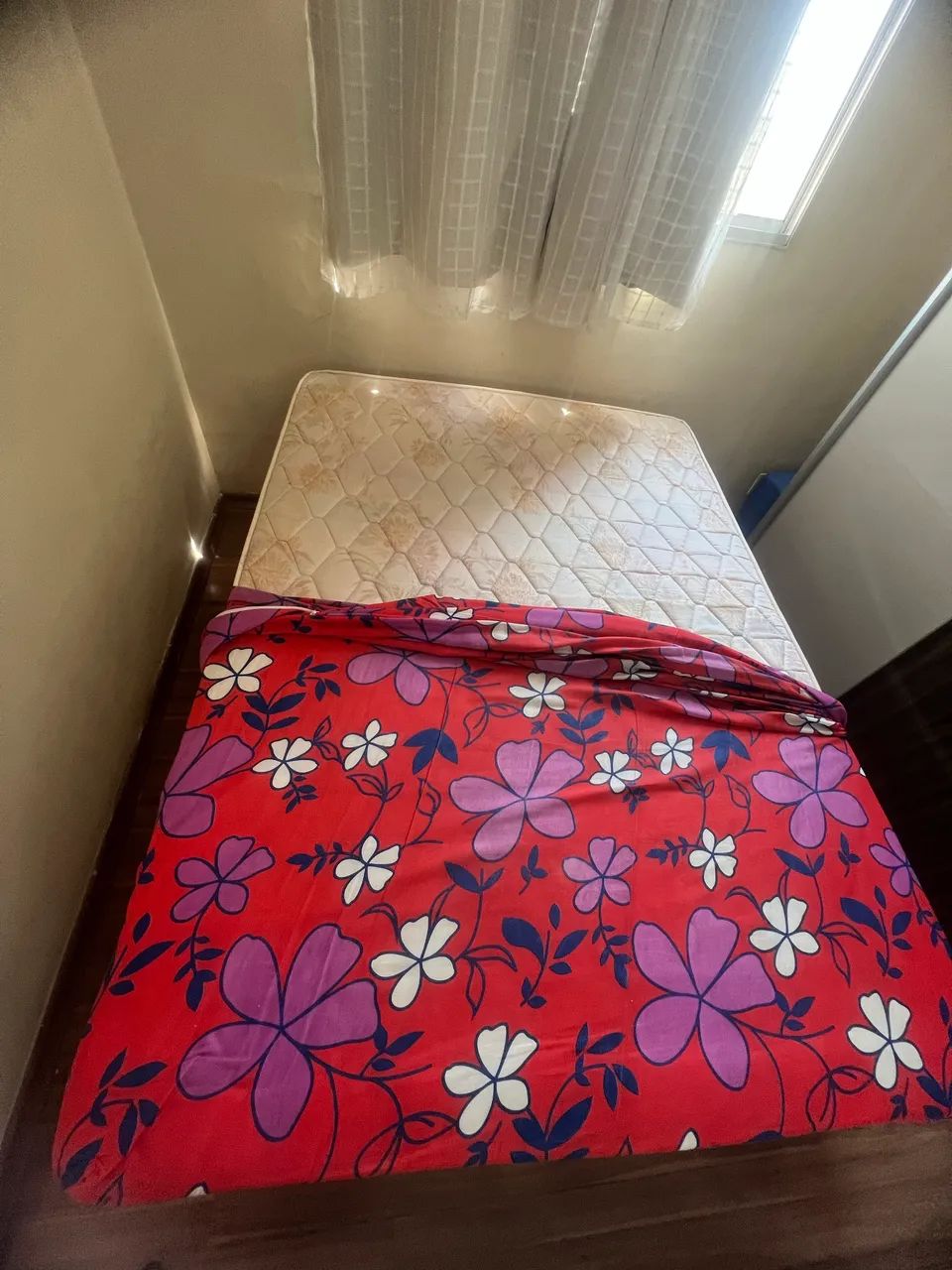 Colchão Ortocrim D33 e base junto!!
