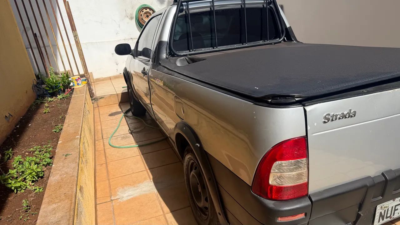 Fiat Strada 1.4 MPI Fire Flex 8V CS 2012 - Foto 2