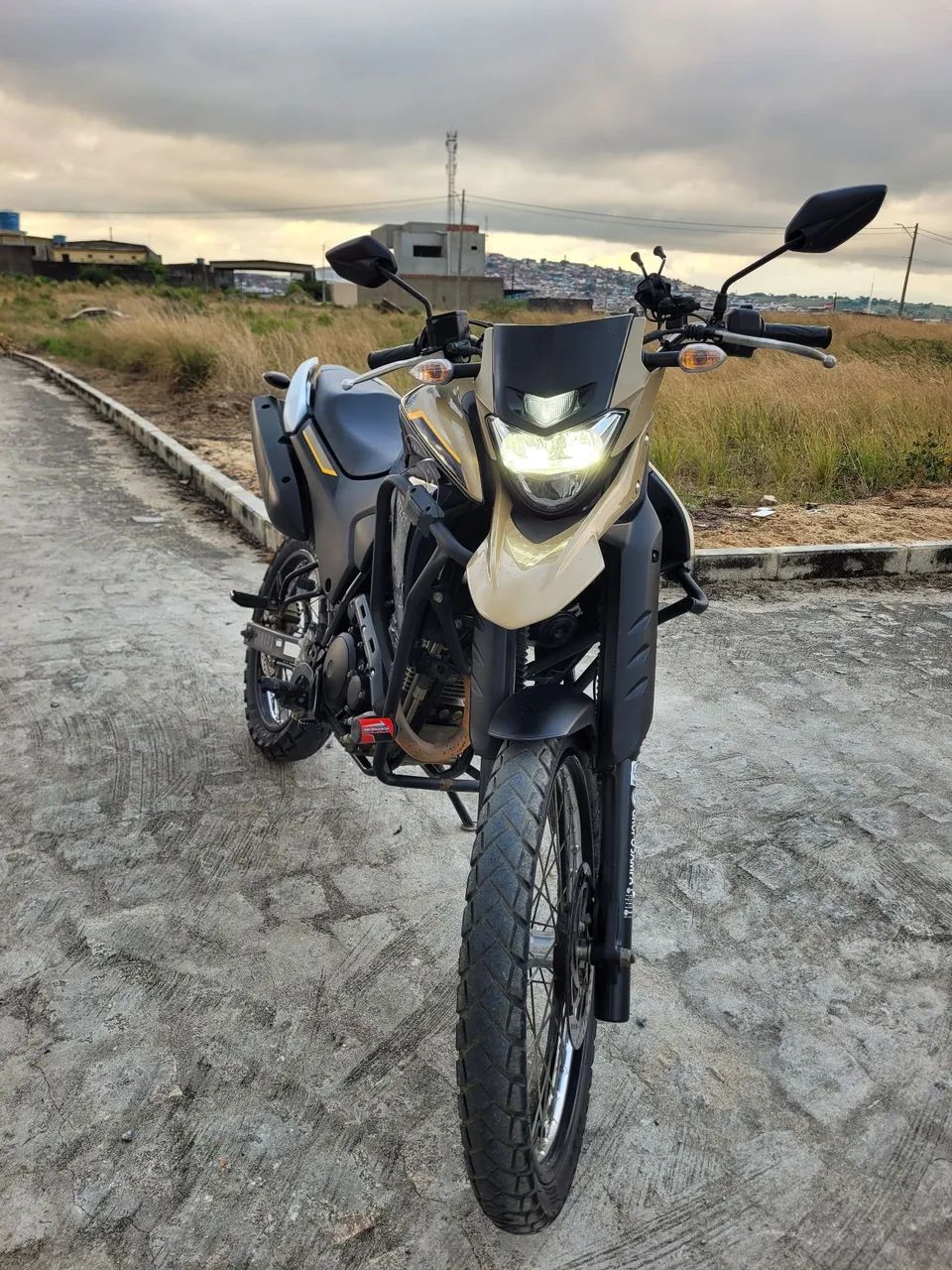Lander 250 - Foto 2