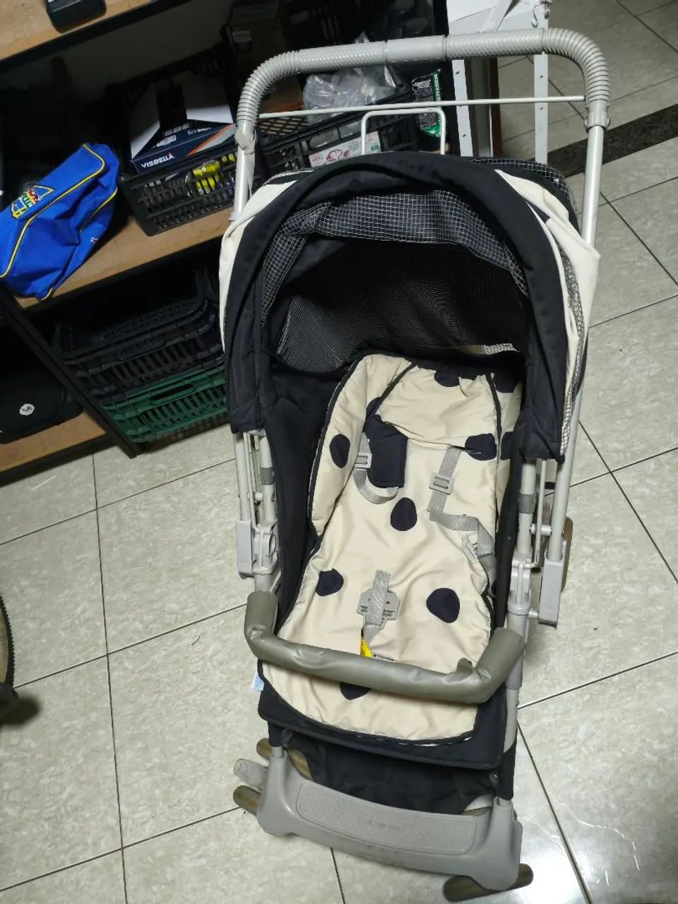 Carrinho de bebê, bebê conforto e cadeirinha de papa - Foto 5