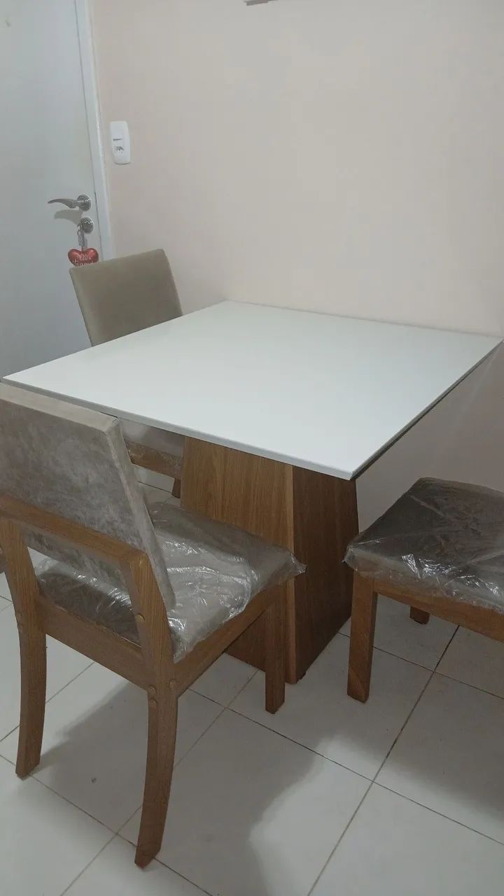 Conjunto mesa 4 lugares - Foto 5