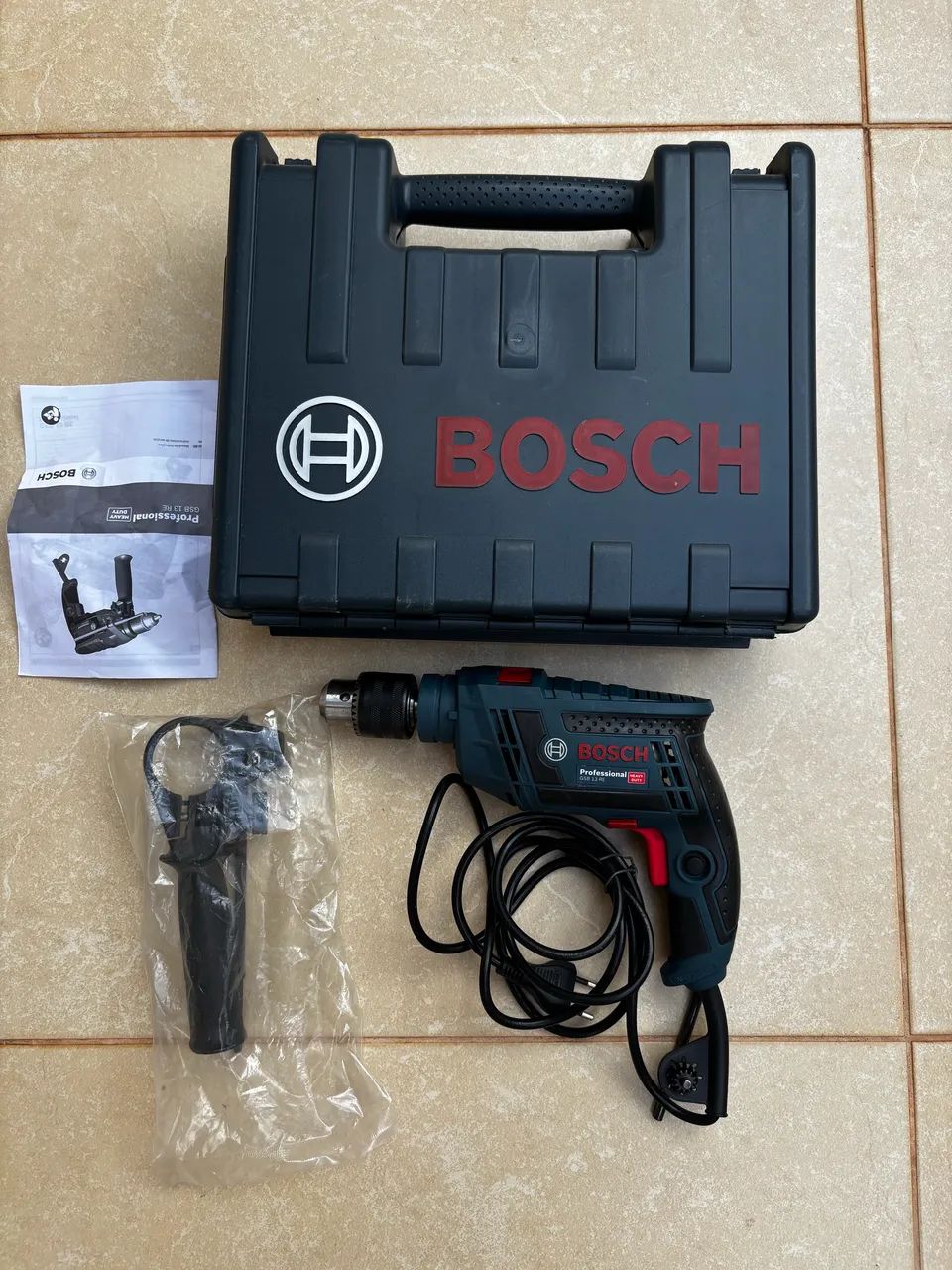Furadeira De Impacto/parafusadeira Bosch Gsb 13 Re 650w Com Maleta