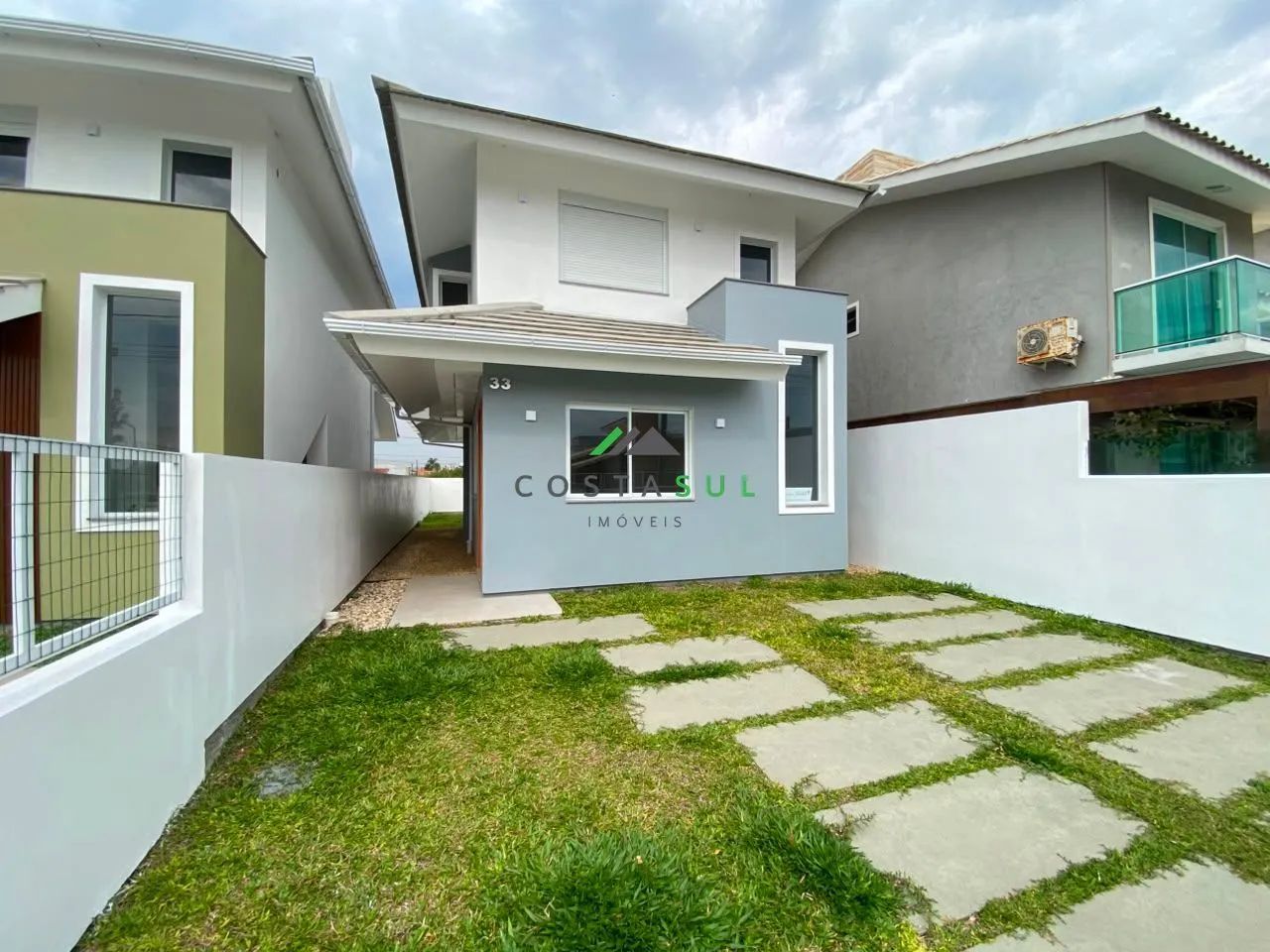 Casa para aluguel com 2 suítes e pátio privativo em Garopaba - Foto 2