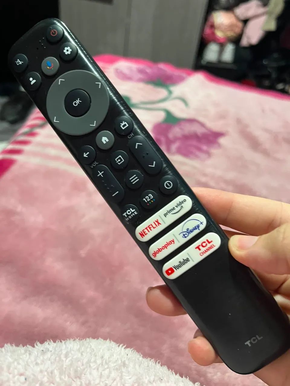 Vendo tv 43 polegadas TCL com controle de voz  qualquer dúvida me chamar * - Foto 2