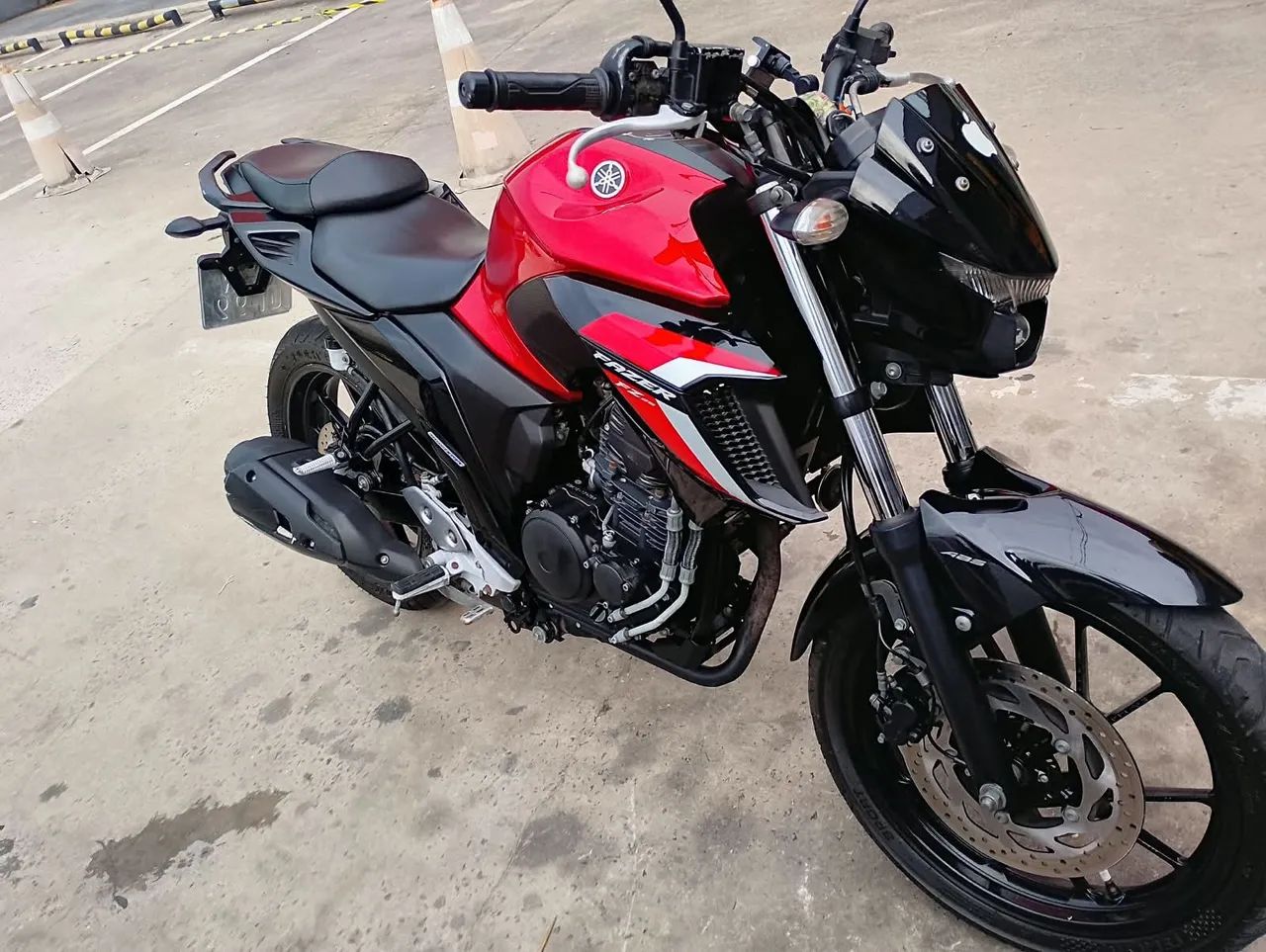 Fz25  - Foto 3