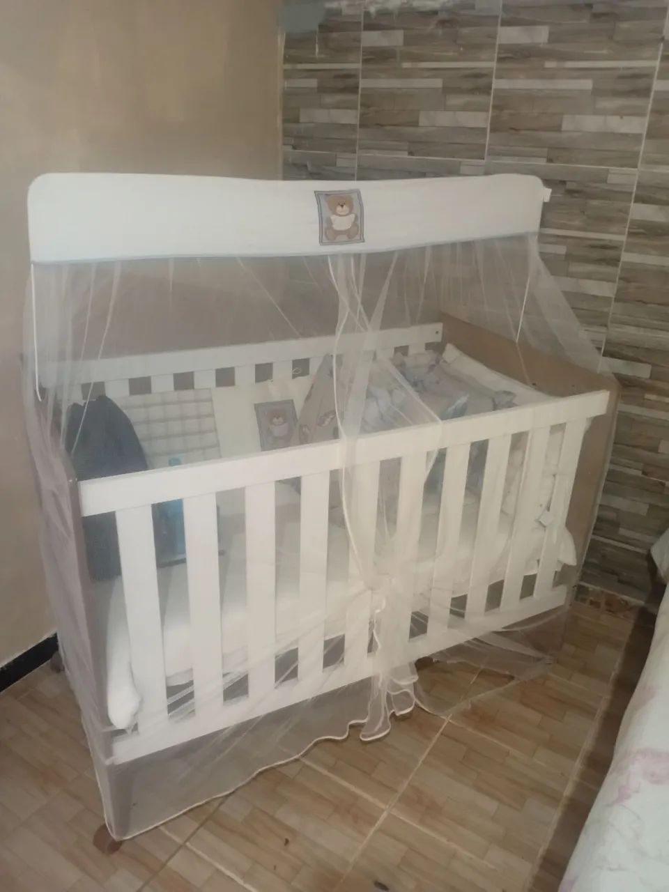Vende-se este berço completo 