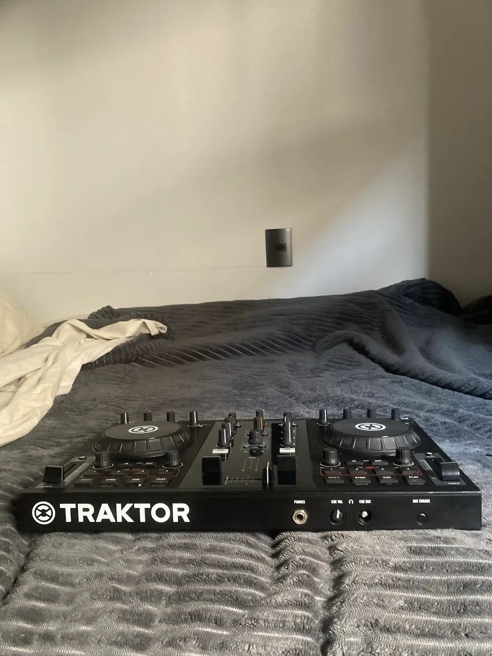 Controladora DJ Traktor S2 - Foto 3