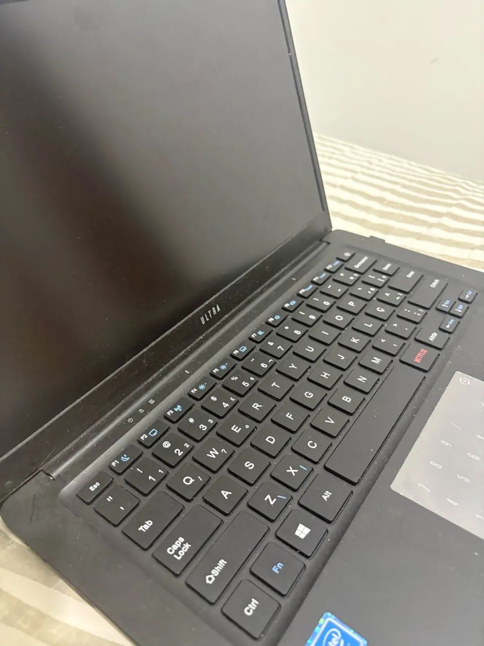 Notebook Ultra Intel Celeron 4GB RAM - Windows 11 - Foto 4
