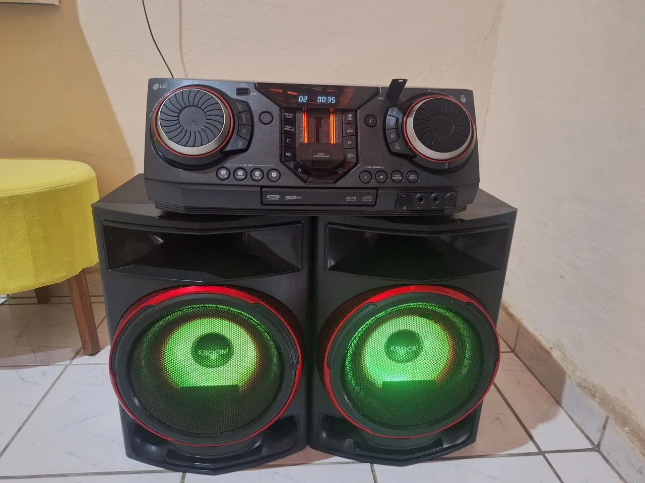 Som LG CL87