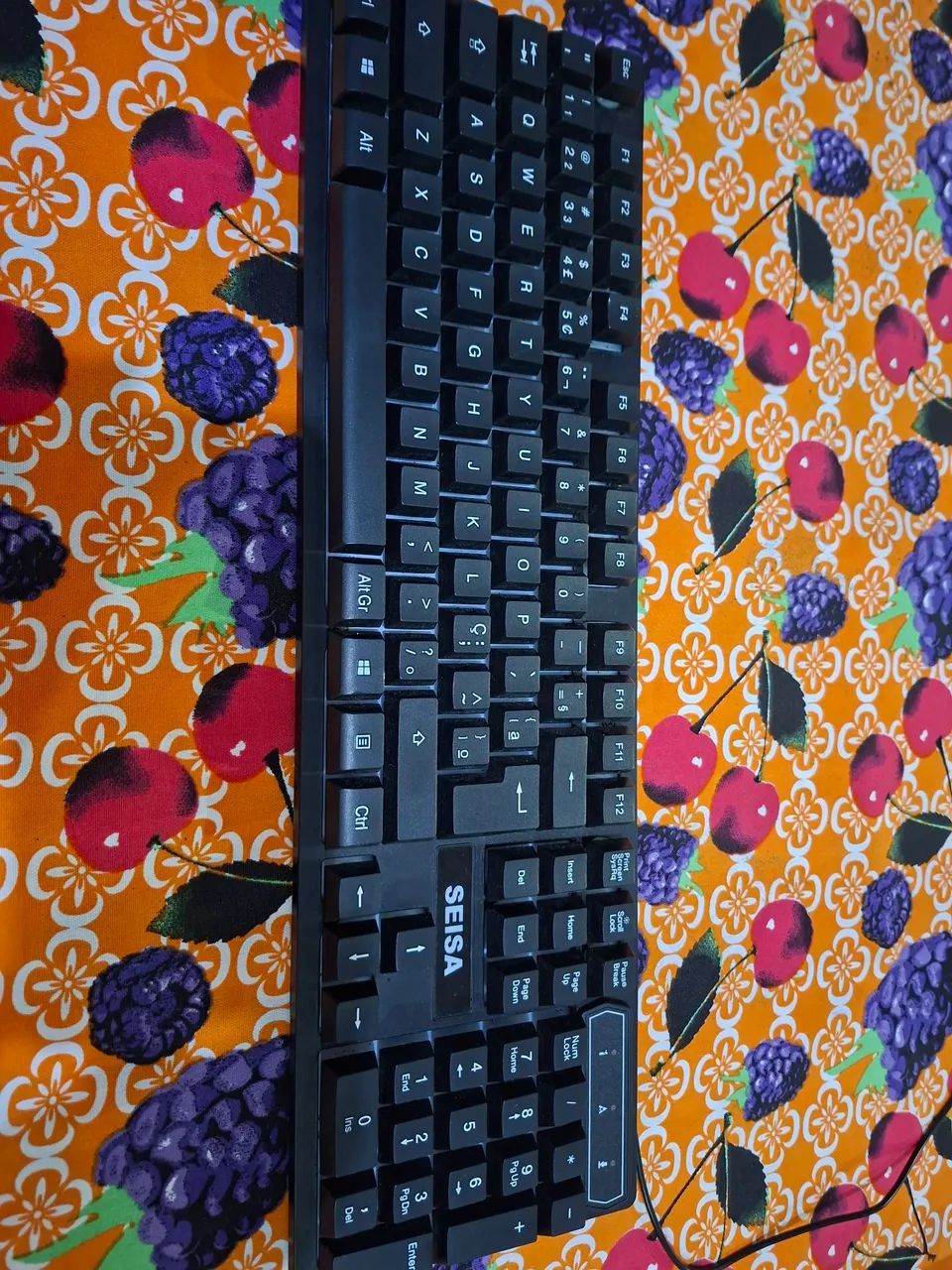 Teclado com led da seisa 