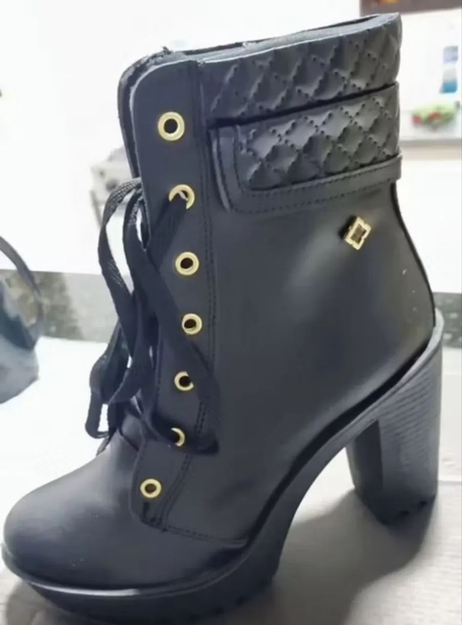 Vendo bota nova Tam 36 - Foto 2