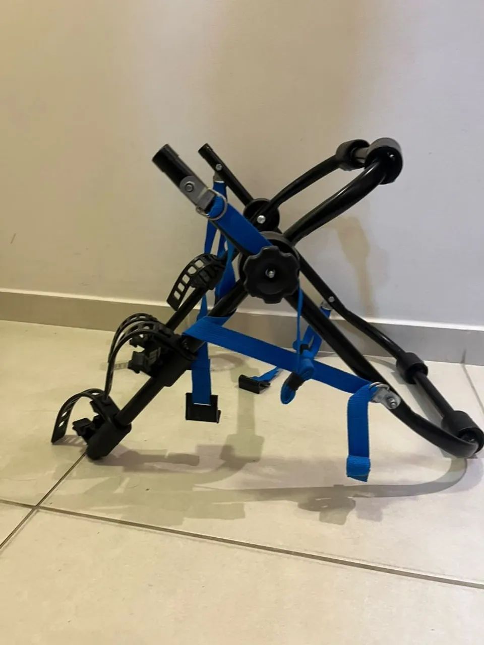 Vendo suporte de bicicleta para veículo  - Foto 2