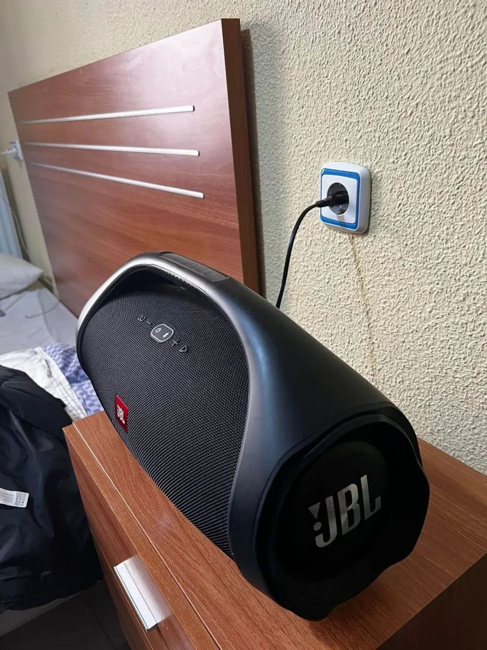 Vendo ou troco uma bommbox 2  - Foto 2